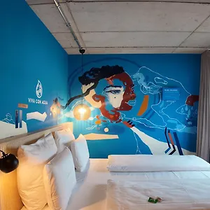 Viva - Ein Haus Brunnen Baut 3*, Гамбург Германия